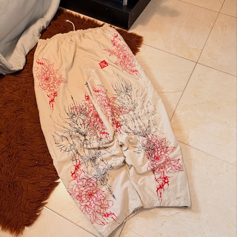 Harajuku Red Spider Lily Print - đánh giá và giá Street Fashion In Japanese